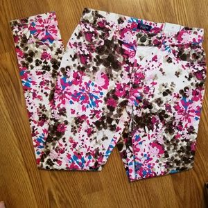 Sz 14 skinny jeggings or sz 4 womens